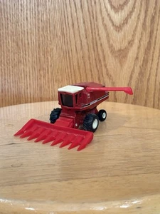USED Vintage 1/64 Ertl International 1480 Combine with 8-row cornhead - Bild 1 von 7