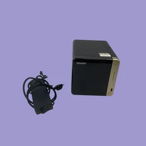 QNAP TS-464 4-Bay Diskless Storage System Black #U9876 (VK) - Afbeelding 1 van 13