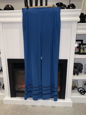 Pantalones de pierna ancha azules mercado negro de la Casa Blanca nuevos con etiquetas talla pequeña precio de venta $89 Foto 1 de 4