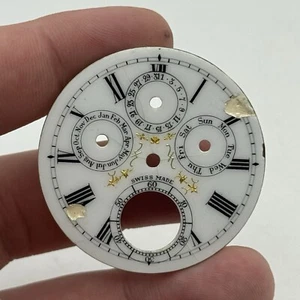 42mm Triple Fecha Completo Calendario Porcelana Estampado Bolsillo Reloj Esfera - Picture 1 of 9