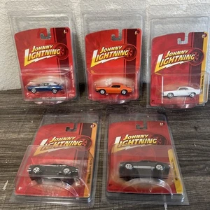 Johnny Lightning Lot Of 5 1967-1971 Camaro RS/SS 1:64 2009/10 SEALED COLLECTION - Picture 1 of 8