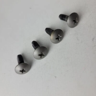 Juego de 4 tornillos alerón puerta levadiza trasera Infiniti QX4 2001-2003 OEM Foto 1 de 3