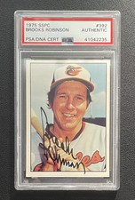 1975 SSPC Brooks Robinson Signed PSA/DNA Authentic Auto Baltimore Orioles HOF