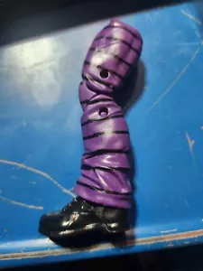 Marvel Legends Absorbing Man BAF Right Leg - Picture 1 of 2