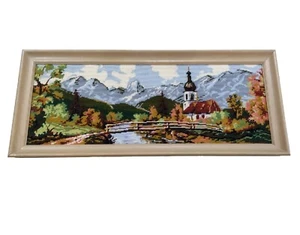 Vintage fertige Nadelspitze gerahmt Spätherbst Herbst Bergblick Kirchenbrücke - Bild 1 von 13