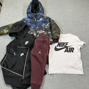 Nike Jordan Paket Jungen 2T-3T Hoodie Jacke Jogginghose T-Shirt Posten Logo Sportswear - Bild 1 von 7