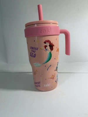 Vaso con mango de paja Princess Kids 18 oz, acero inoxidable aislado al vacío Ariel  Foto 1 de 4