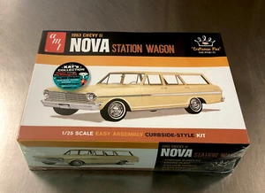 AMT 1963 CHEVY II NOVA STATION WAGON “CRAFTSMAN PLUS” MODEL KIT 1/25 SCALE - Picture 1 of 5