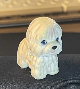 Vintage Hasbro Puppy in My Pocket Serie 6 Tangles weiß Komondor Hund beflockt - Bild 1 von 7
