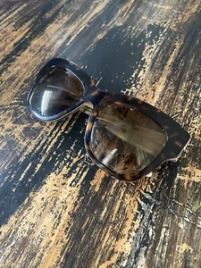 DOLCE & GABBANA DG 4231 2840/87 Black/Flowers 54-19-140 3N Sunglasses - Picture 1 of 5