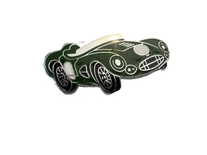 NUEVO Stock Antiguo, Periodo Coche de Carreras Coche Pin Insignia Hecho en Reino Unido - Imagen 1 de 2