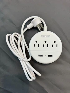 NTONPOWER Flat Plug Power Strip with 3 Outlets 2 USB 5ft Long Extension Cord - Picture 1 of 4
