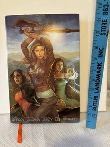 Buffy the Vampire Slayer Season 8 Library Edition Vol 1 Hardcover Dark Horse - Picture 1 of 13