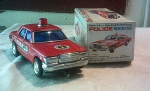 Mercedes Benz Batt. Op. Bump 'N' Go Tin Toy Red Police Car - Picture 1 of 10