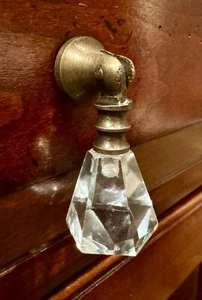 1 Vintage-Brass Metal Crystal Clear Glass Teardrop Knob Handle pull Hardware - Picture 1 of 24