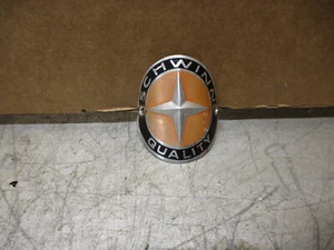 Vintage Schwinn Quality Road Bike Head Badge - Picture 1 of 5