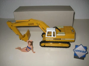 LIEBHERR R 952 BAGGER TIEFLÖFFEL #2826.2 CONRAD 1:50 OVP - Picture 1 of 5