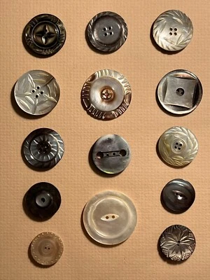 Antiq/mother Of Pearl 7/8in- 1.5in Carved And EtchedMust Have For Any Collector! - Image 1 of 4