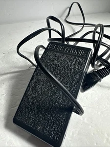 YDK Power YC-482J1-EC Nähmaschine Fußpedal Geschwindigkeitsregler (7) - Bild 1 von 2