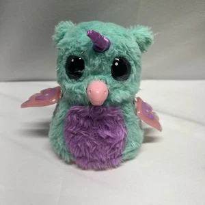 Hatchamals Pájaro Color Verde y Púrpura Con Ojos Iluminados 5" Movimientos y Hace Sonido - Imagen 1 de 6