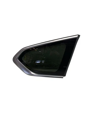 HYUNDAI SANTA FE 2021-2023 TRASERO DERECHO PASAJERO CUARTO VENTANA PANEL CRISTAL Foto 1 de 4