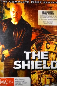 The Shield - The Complete First Season, 4 Disc Set - DVD, VG - Picture 1 of 2