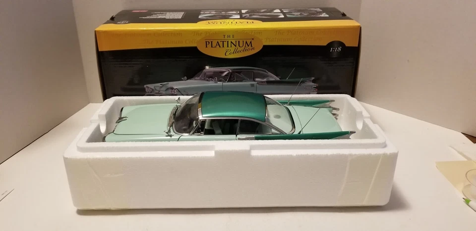 SUN STAR 1959 DODGE CUSTOM ROYAL LANCER HARD TOP 1:18 THE PLATINUM COLLECTION - Image 1 of 4