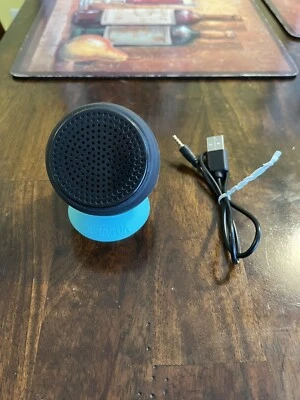 Nuevo Altavoz Bluetooth Speaqua Barnacle Impermeable Flotante Almacenamiento Incorporado Foto 1 de 4