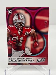 2023 PANINI FESTA DEL PAPÀ JAXON SMITH-NJIGBA RC 11/99 N. FB15 OHIO STATE - Foto 1 di 2