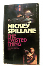 "THE TWISTED THING" powieść kryminalna Mike'a Hammera autorstwa MICKEY SPILLANE (1966, sygnet)