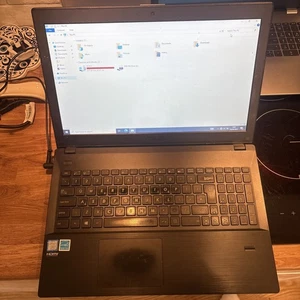 ASUS Pro P2540ua I7 7th Gen 8GB RAM 512GB SSD 15.6 Windows 10 - Picture 1 of 2