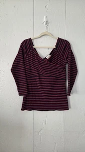 Deletta Large schulterfreies Oberteil Anthropologie gestreift maritim marineblau rot - Bild 1 von 10