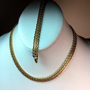1980 Retro Napier Set 16" Necklace 7" Bracelet Flat Gold tone S34 - Picture 1 of 8