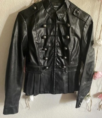 Chaqueta militar forever 21 imitación cuero, Steampunk, pequeña, negra Foto 1 de 4