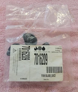 BRAND NEW SubZero Fan Motor Blade 7016209 - Picture 1 of 2