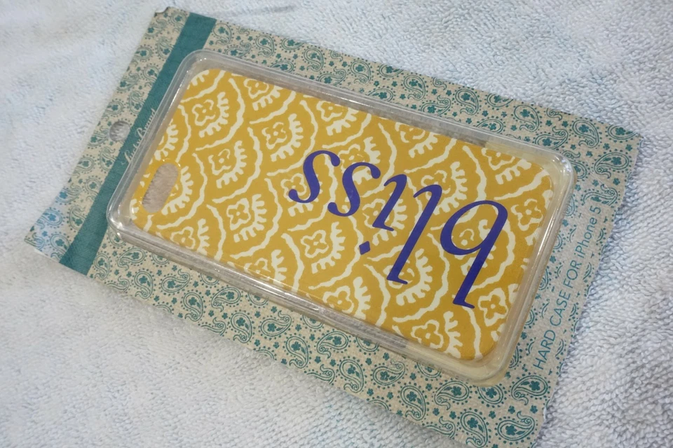 Lucky Brand Medium Light Yellow bliss Hard Case For iPhone 5 $35 - Image 1 of 1