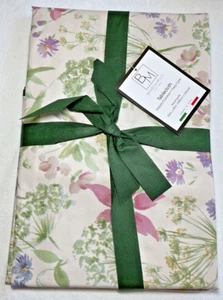 BENSON MILLS TABLECLOTH FLORAL EASYCARE INDOOR OUTDOOR 63 x 85 in POLYESTER NIP - Picture 1 of 2