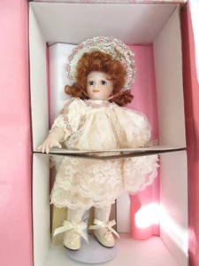 Franklin Heirloom Dolls by Maryse Nicole Heather Red Hair Lace Stand New - Picture 1 of 4
