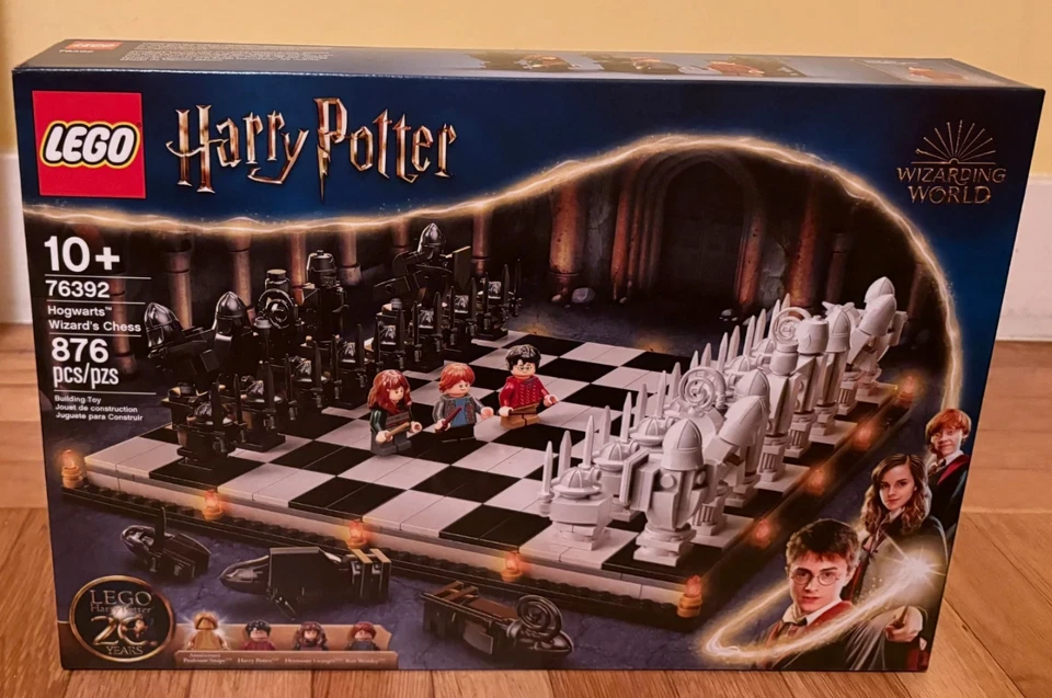 LEGO 76392 Hogwarts Wizards Chess HARRY POTTER New Retired Sealed - Image 1 of 1