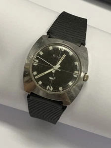 Vintage 33mm Bulova Sea King Crosshair Men's Mechanical Wristwatch 11BLC Steel - Picture 1 of 24