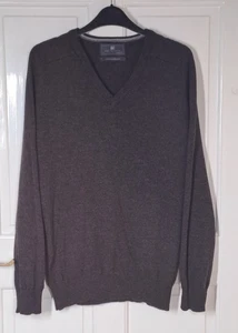 Marks & Spencer Extrafeine Lammwolle Schokolade V-Ausschnitt Pullover Small 36/38" Brustumfang - Bild 1 von 13