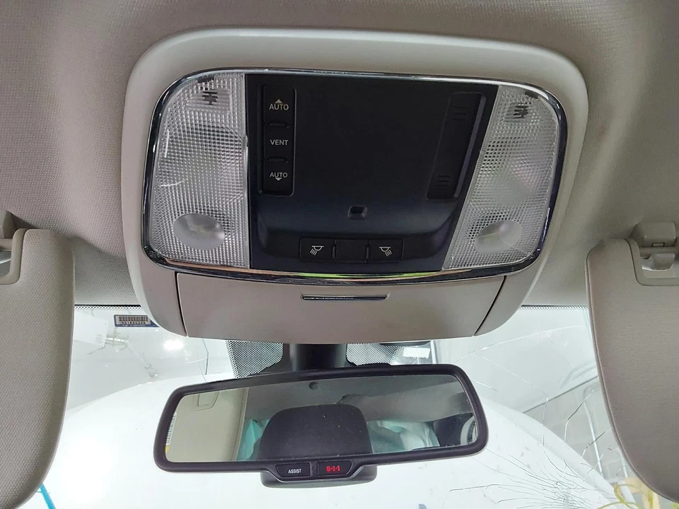 Used Front Upper Center Console fits: 2016 Dodge Durango roof w/sunroof w/o gara - Image 1 of 4