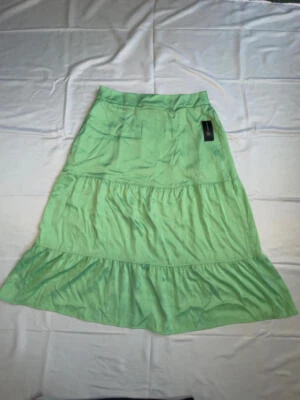 Precio de venta sugerido por el fabricante $80 Inc International Concepts falda en capas verde talla XL Foto 1 de 3