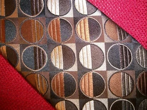 MURANO Made in USA Silk Neck Tie Circle Brown/Silver/Black *NEW* - Picture 1 of 5