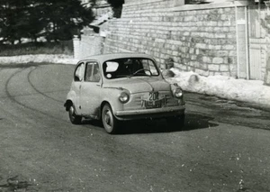 Italien Sestriere Automobil Rallye Fiat 600 Capelli & Gerli Racing altes Foto 1956 - Bild 1 von 3