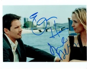 Foto firmada autografiada 8x10 ANTES DEL AMANECER de Ethan Hawke y Julie Delpy - Imagen 1 de 1