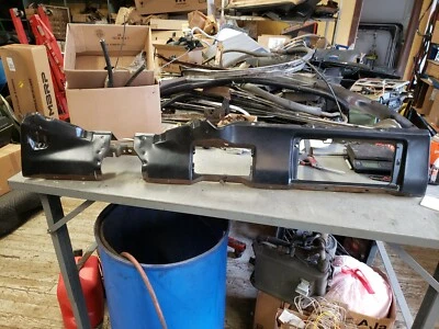 Buick Riviera 1971 1972 estructura de tablero inferior libre de óxido 1973 Foto 1 de 4