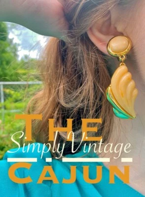 Pendientes colgantes vintage años 80 clip en ala de pluma dorada y crema Foto 1 de 3