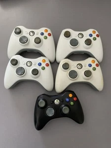 Xbox 360 Controller Lot For Parts 5 Controllers, Untested As Is - Foto 1 di 13