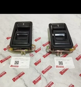 Daihatsu Taft GT Rocky F70 Hiline Inner Door Handle Lock Set - Foto 1 di 3